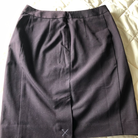 NWT LOFT dark purple pencil skirt size 2P - Picture 5 of 7